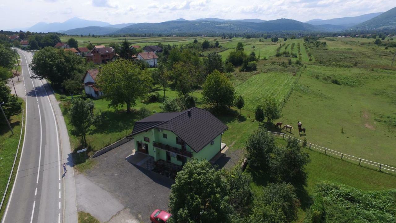 Green Apartment Plitvice Rakovica Dış mekan fotoğraf